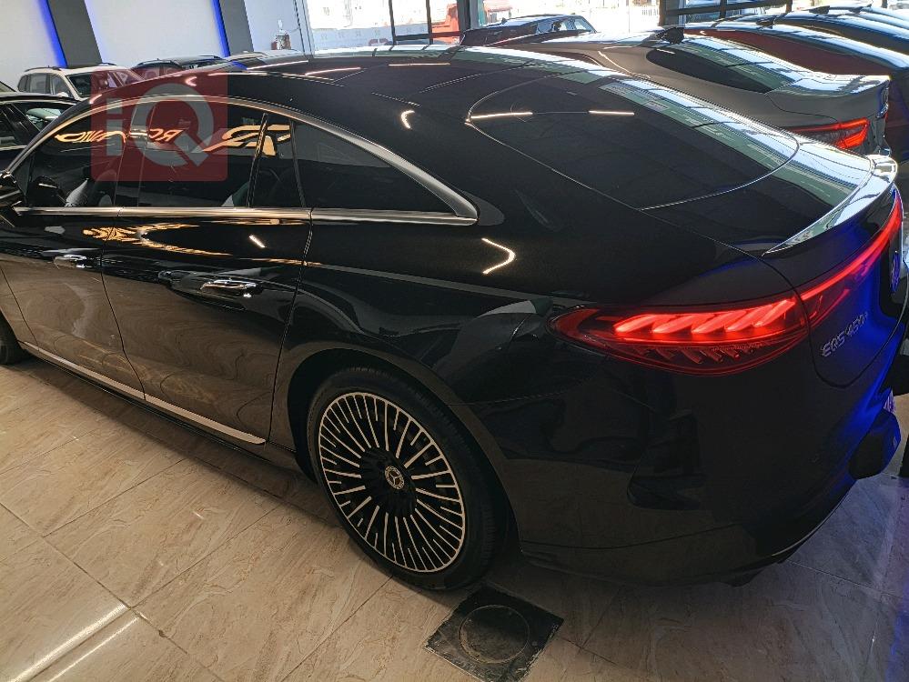 Mercedes-Benz EQS